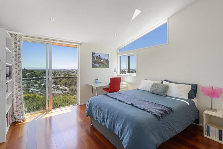 Photo of property in 18 Montgomery Terrace, Hillsborough, Christchurch, 8022