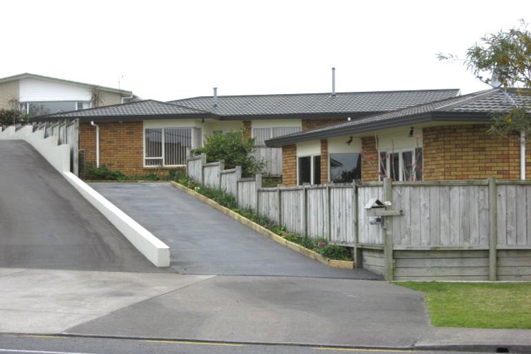 Photo of property in 2/197 Mangorei Road, Merrilands, New Plymouth, 4312