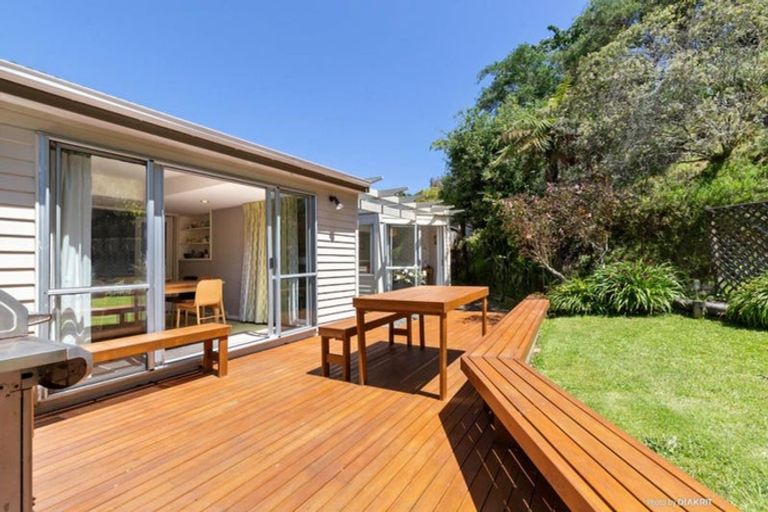 Photo of property in 4 Dormar Place, Churton Park, Wellington, 6037