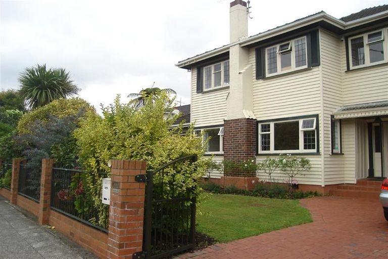 Photo of property in 12 Cornwall Street, Hutt Central, Lower Hutt, 5010