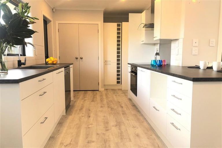 Photo of property in 2/34 Woolfield Road, Papatoetoe, Auckland, 2025