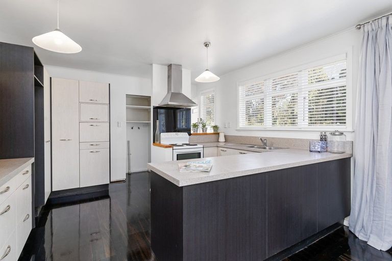 Photo of property in 36 Kempton Street, Greytown, 5712