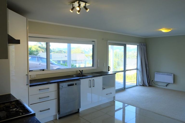 Photo of property in 9 Exploration Way, Whitby, Porirua, 5024