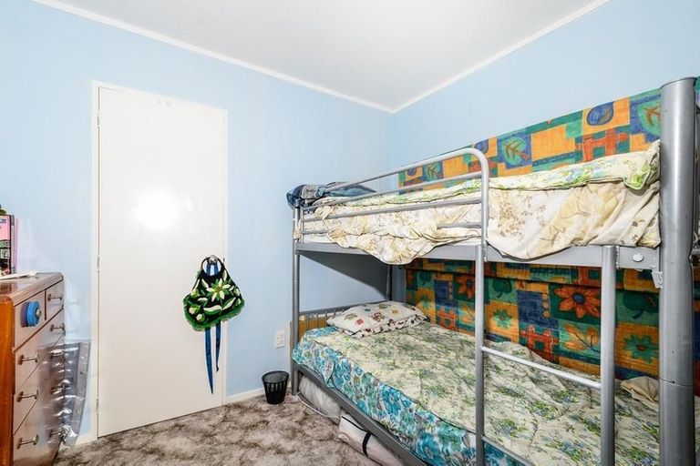 Photo of property in 4050a Great North Road, Glen Eden, Auckland, 0602