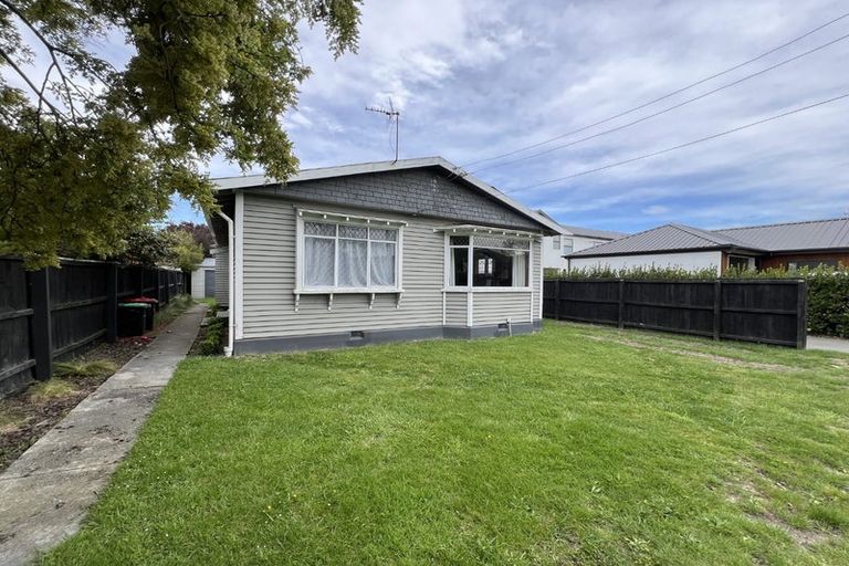Photo of property in 1/81 Langdons Road, Papanui, Christchurch, 8053