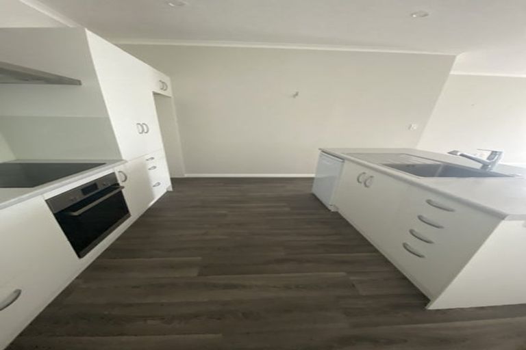 Photo of property in 230 The Esplanade, Island Bay, Wellington, 6023