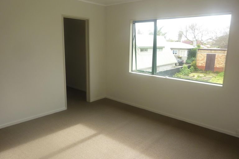 Photo of property in 30 Ballance Avenue, Papatoetoe, Auckland, 2104
