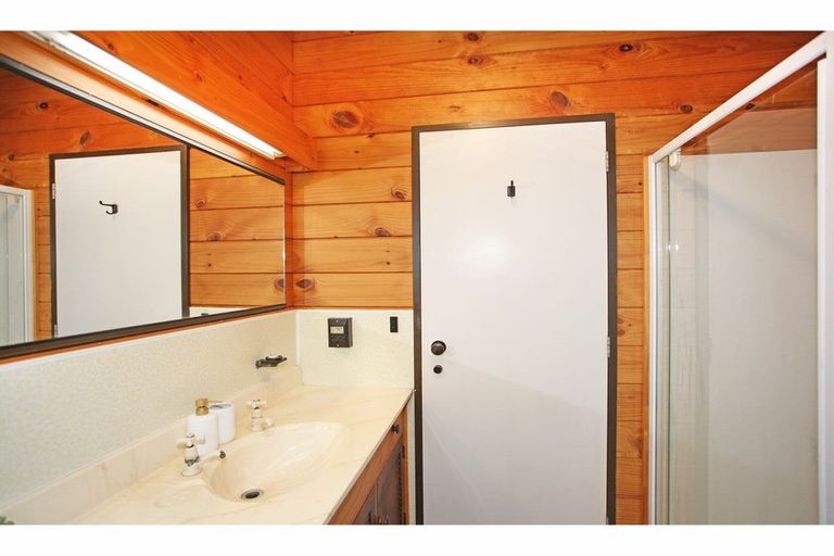 Photo of property in 13 Chrisarda Place, Red Hill, Papakura, 2110