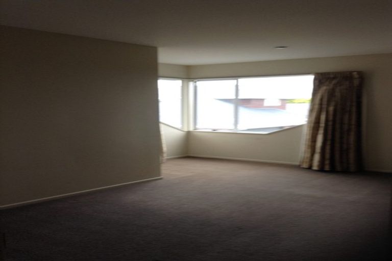 Photo of property in 5 Hunt Lane, Avondale, Christchurch, 8061