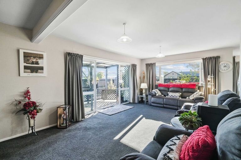 Photo of property in 83 Tedder Avenue, North New Brighton, Christchurch, 8083