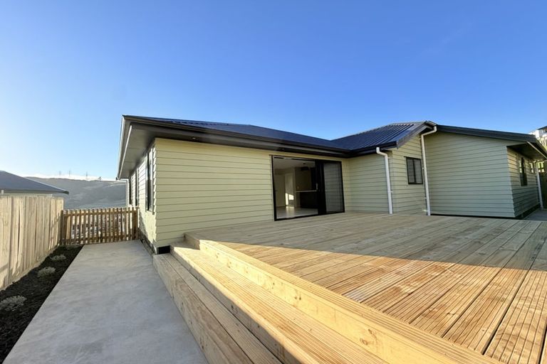 Photo of property in 5 Swinton Place, Churton Park, 6037