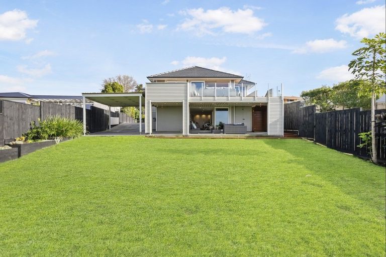 Photo of property in 78 Alexander Street, Cockle Bay, Auckland, 2014