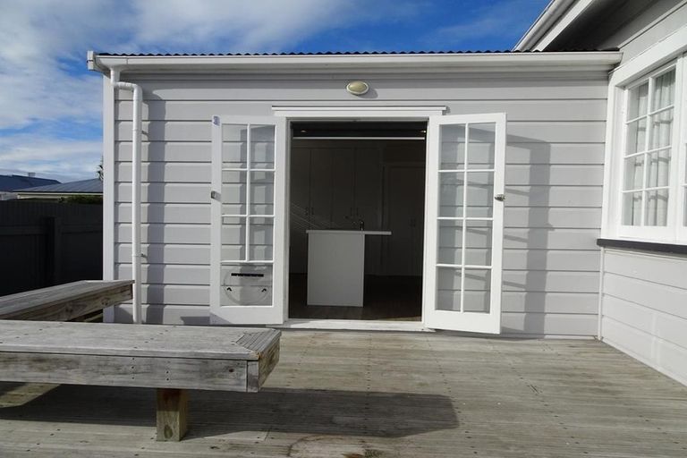 Photo of property in 93 Georges Drive, Napier South, Napier, 4110