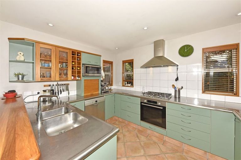 Photo of property in 70 Saint James Avenue, Papanui, Christchurch, 8053