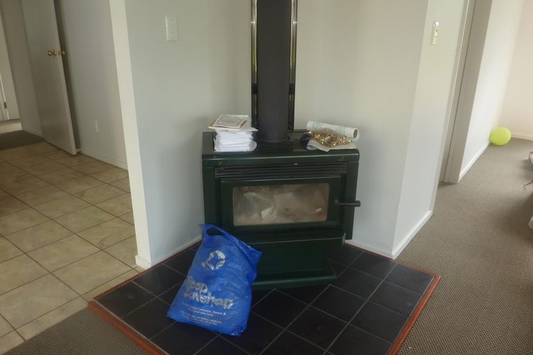 Photo of property in 30 Ballance Avenue, Papatoetoe, Auckland, 2104