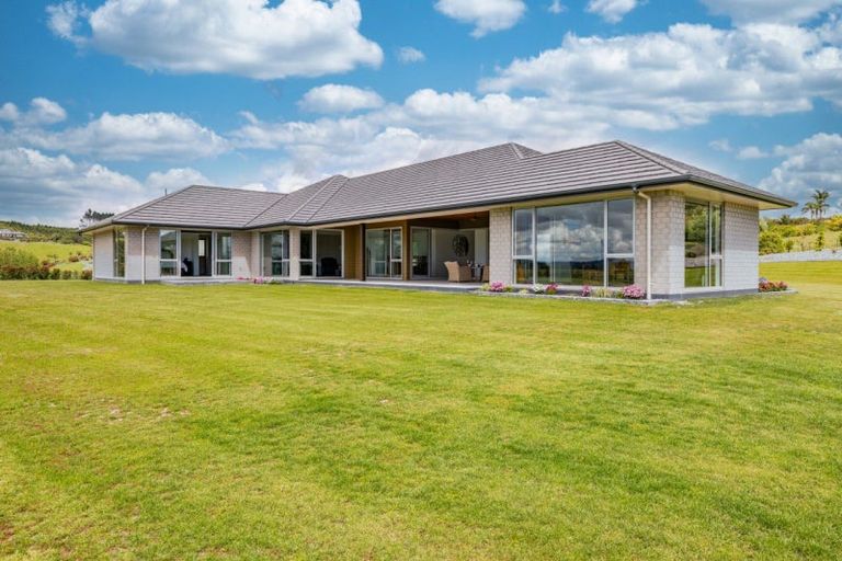 Photo of property in 15 Magnolia Tree Way, Kerikeri, 0294