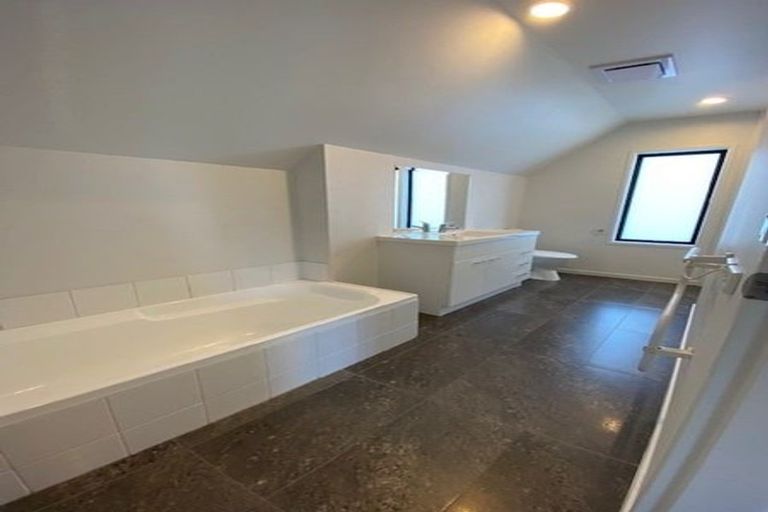 Photo of property in 143a Fifteenth Avenue, Tauranga South, Tauranga, 3112