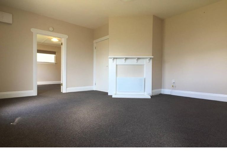 Photo of property in 141 Wallace Street, Mount Cook, Wellington, 6021