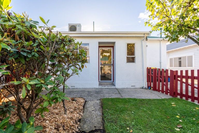 Photo of property in 130 Surrey Street, Forbury, Dunedin, 9012