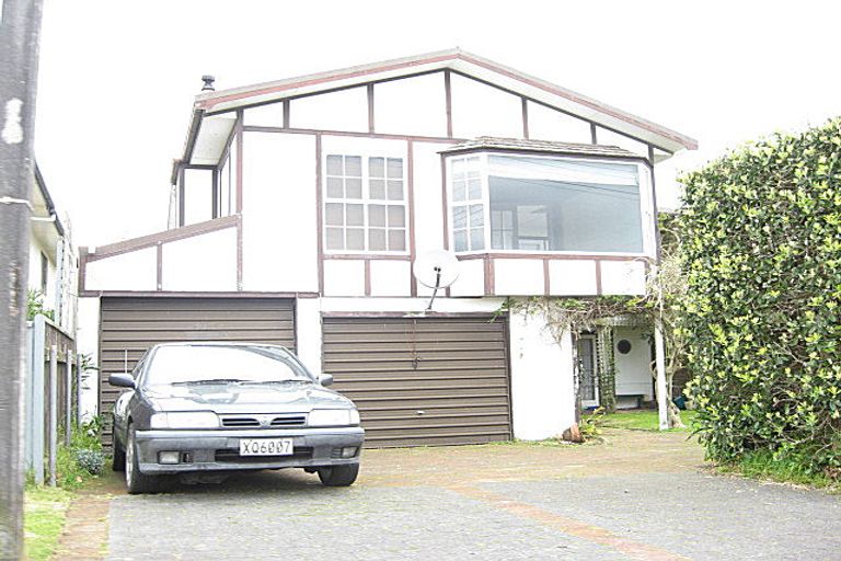 Photo of property in 46 Messenger Terrace, Oakura, 4314