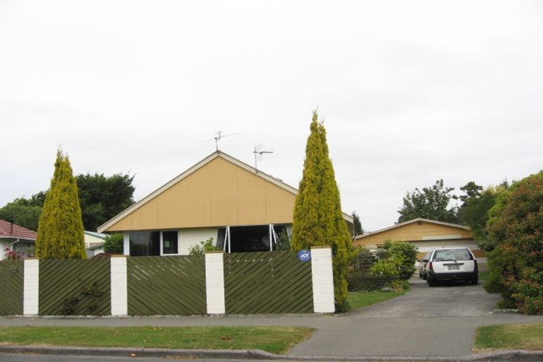 Photo of property in 16 Besant Place, Avondale, Christchurch, 8061