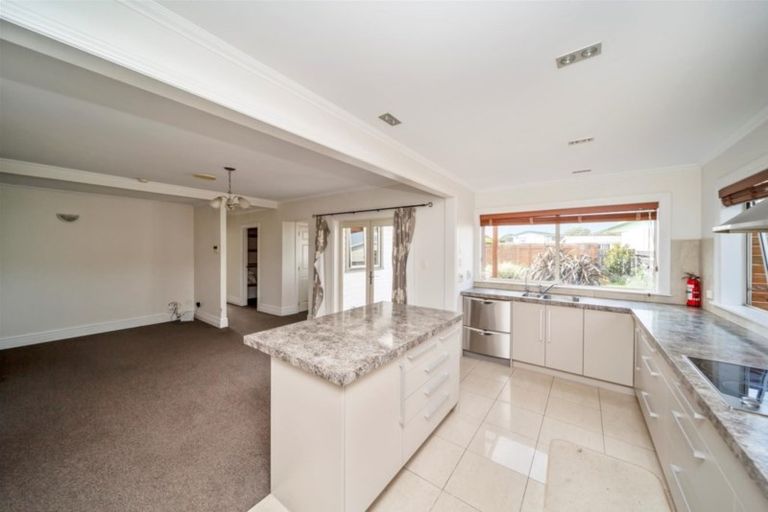 Photo of property in 336 South Road, Hawera, 4610