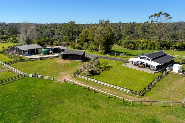 Photo of property in 11 Sarona Park Drive, Omanawa, Tauranga, 3171