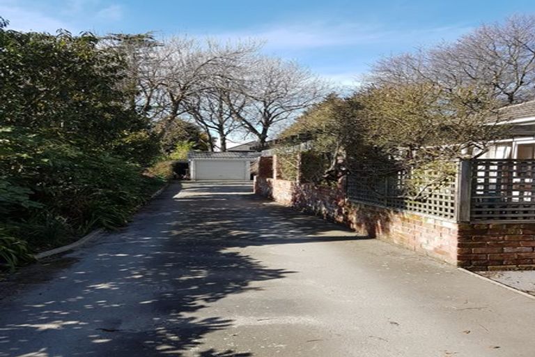 Photo of property in 86 Holly Road, St Albans, Christchurch, 8014