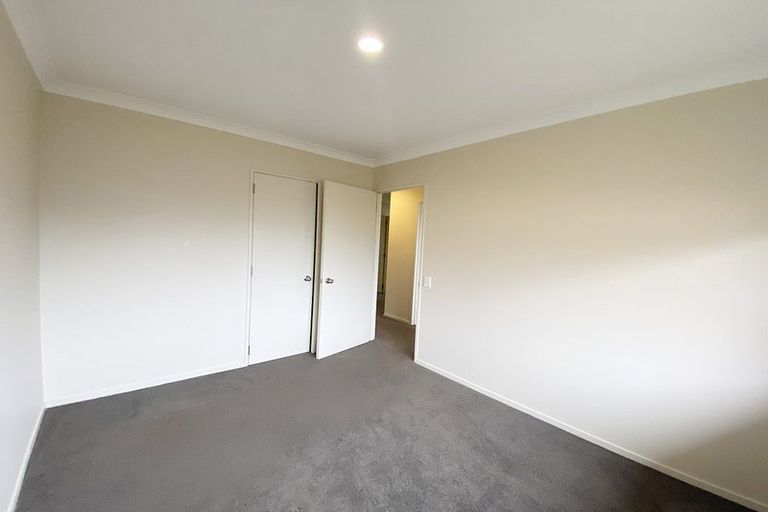 Photo of property in 44 Saralee Drive, Manurewa, Auckland, 2105