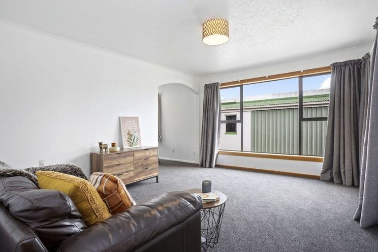 Photo of property in 15 Palmer Street, Rangiora, 7400