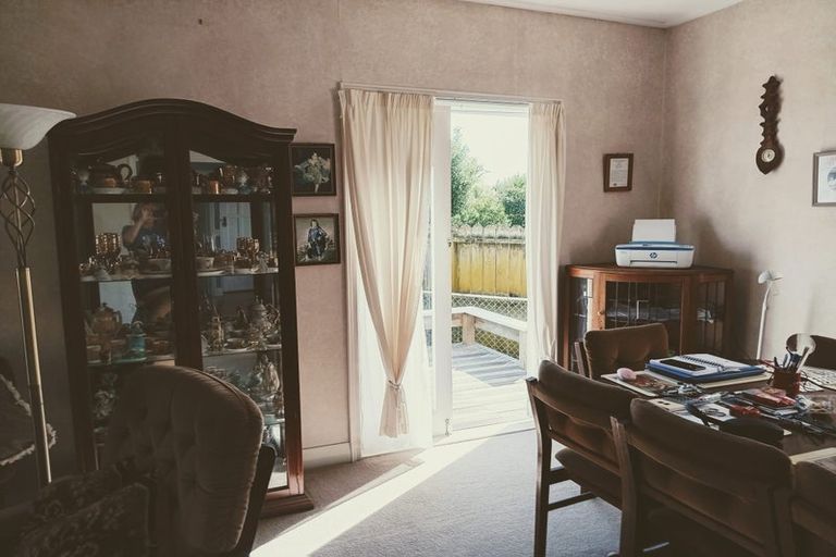 Photo of property in 11 Darlington Street, Ngatea, 3503