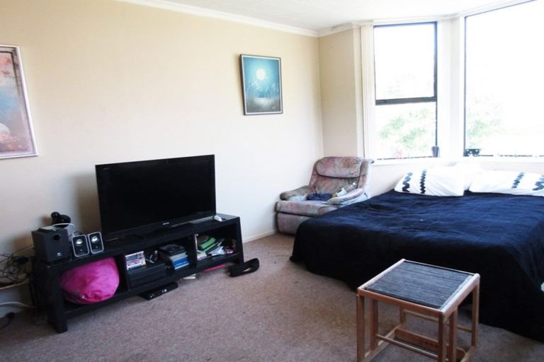 Photo of property in 24 Edward Street, Waimate, 7924