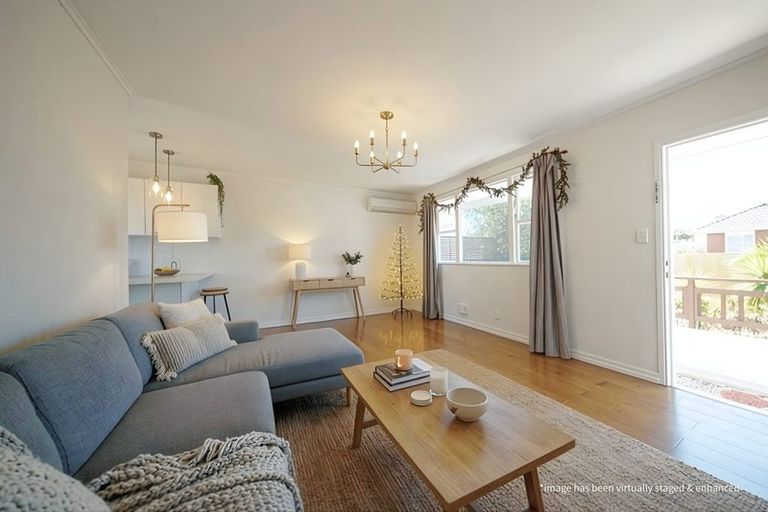 Photo of property in 4/53 Pakuranga Road, Pakuranga, Auckland, 2010