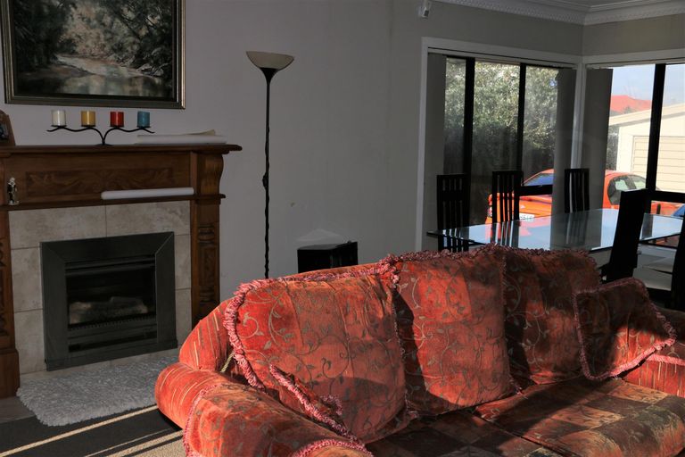 Photo of property in 19 Sunnyside Crescent, Papatoetoe, Auckland, 2025