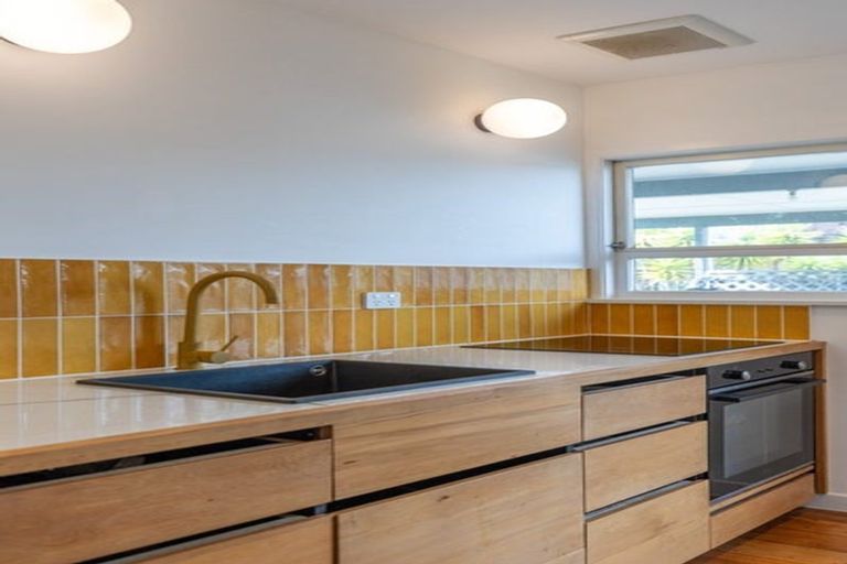 Photo of property in 11 Golf Road, Tahunanui, Nelson, 7011