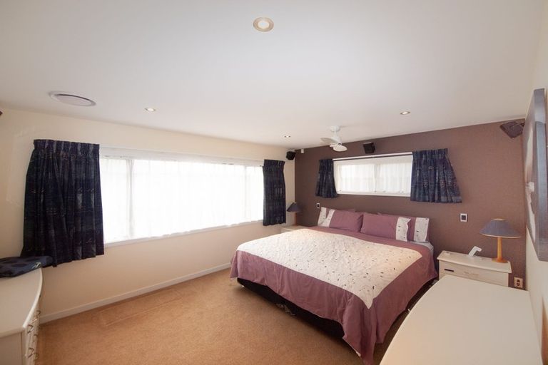 Photo of property in 134 Cortina Avenue, Johnsonville, Wellington, 6037