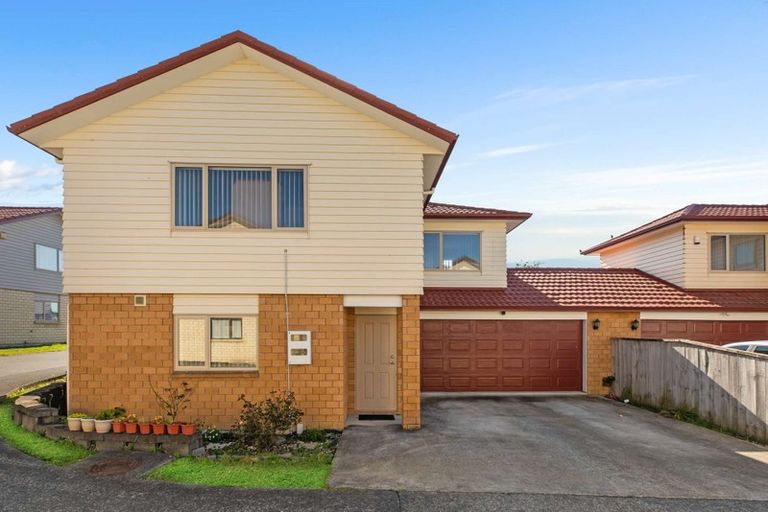 Photo of property in 3 Tavua Lane, Ranui, Auckland, 0612