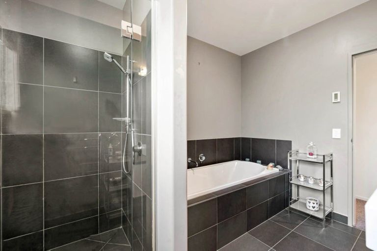 Photo of property in 60 Montgomery Crescent, Kinloch, Taupo, 3377