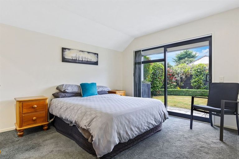 Photo of property in 1a Yarrum Lane, Avonhead, Christchurch, 8042