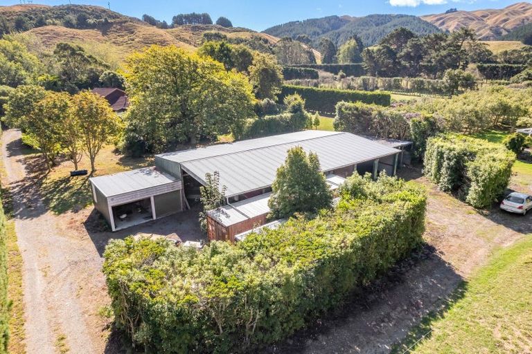 Photo of property in 417c Grays Road, Pauatahanui, Porirua, 5381