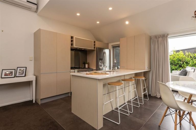 Photo of property in 3/132 Leinster Road, Merivale, Christchurch, 8014