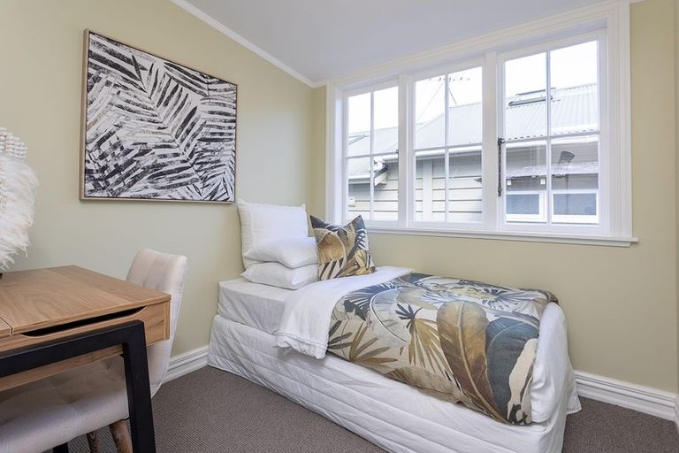 Photo of property in 12 Huia Street, Devonport, Auckland, 0624