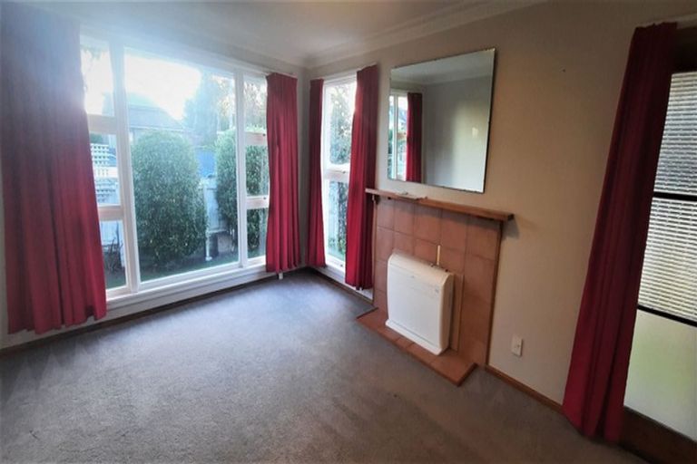 Photo of property in 8 Aorangi Road, Papanui, Christchurch, 8053