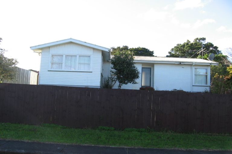 Photo of property in 1 Jukes Place, Otara, Auckland, 2023