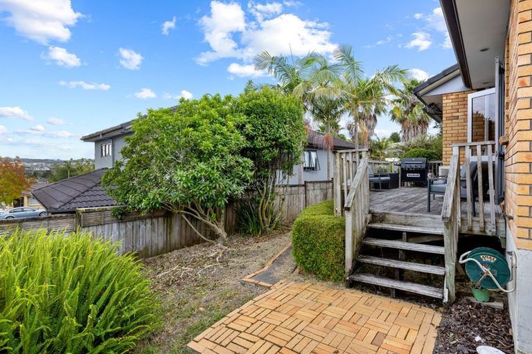 Photo of property in 12 Jelas Road, Red Beach, 0932