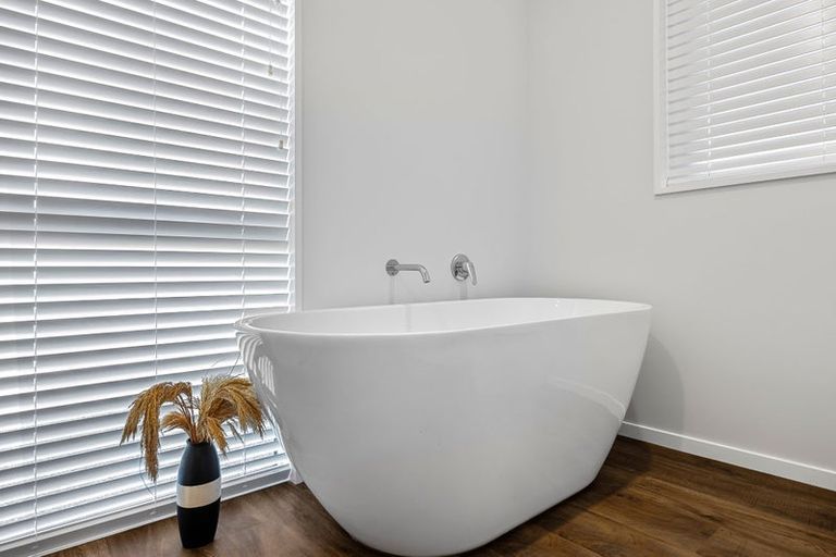 Photo of property in 30 Chambers Avenue, Woodend, 7610