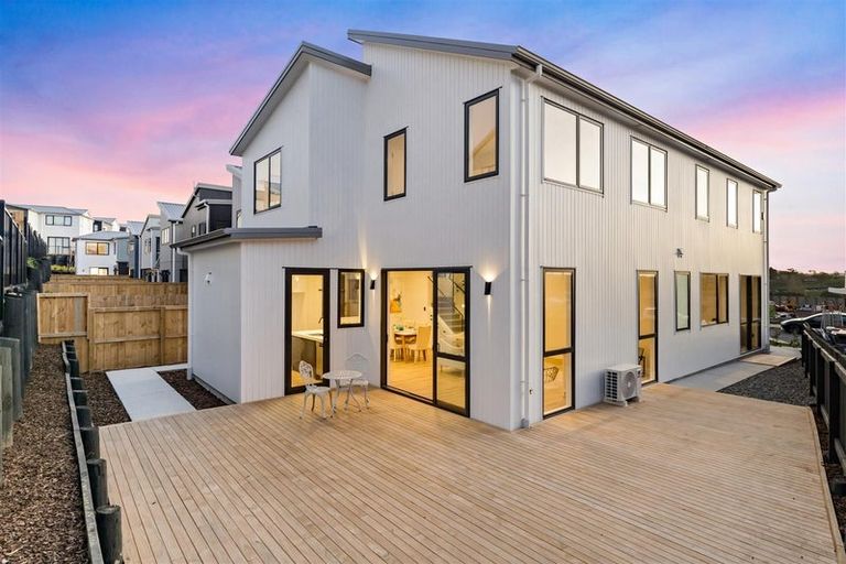 Photo of property in 3 Clara Road, Silverdale, 0932