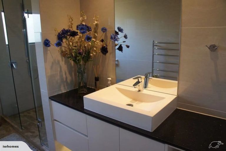 Photo of property in 86 Tiriwa Drive, Massey, Auckland, 0614