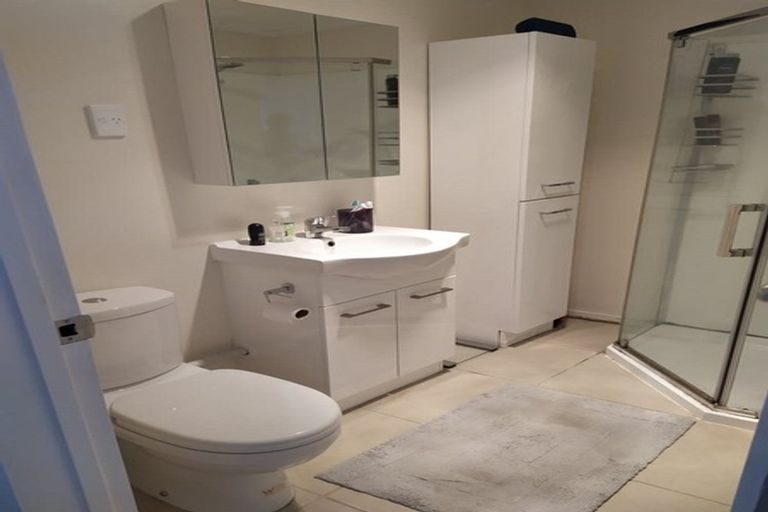 Photo of property in 36 Sturm Avenue, Massey, Auckland, 0614