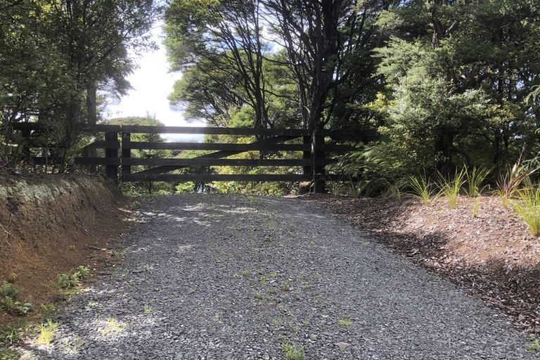 Photo of property in 455 Tuateawa Road, Tuateawa, Coromandel, 3583